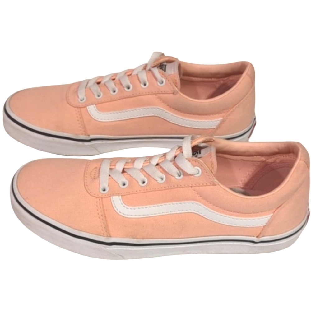Vans Peach Lowtop Off the Wall Sneakers Size 6